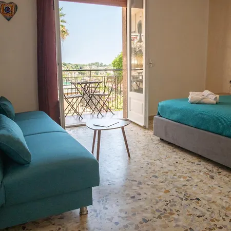 La Corsara Apartment *